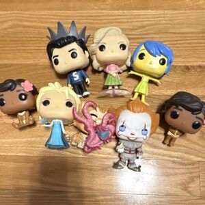 random loose funko pop lot set of 8 frozen moana elsa joy riverdale pennywise